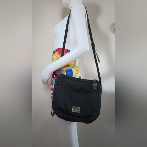 💋 Vintage Moschino Redwall 1990s Crossbody Bag - Picture 6 of 16